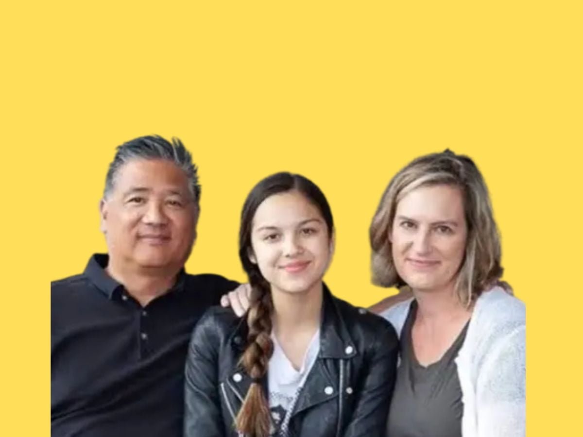 olivia rodrigo parents